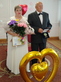 Супруги Гофман Александр Фридрихович и Нина Дмитриевна отметили 50-летие совместной жизни